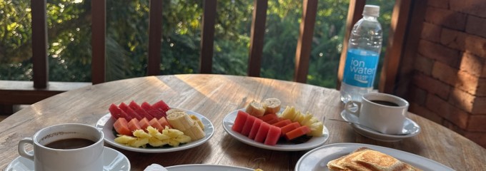 ウブド レスタリ バンガローズ