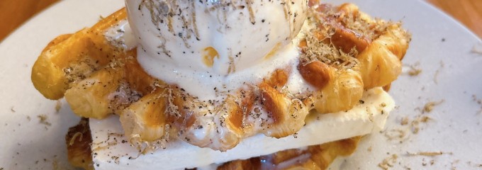 The Jones Cafe / Bar