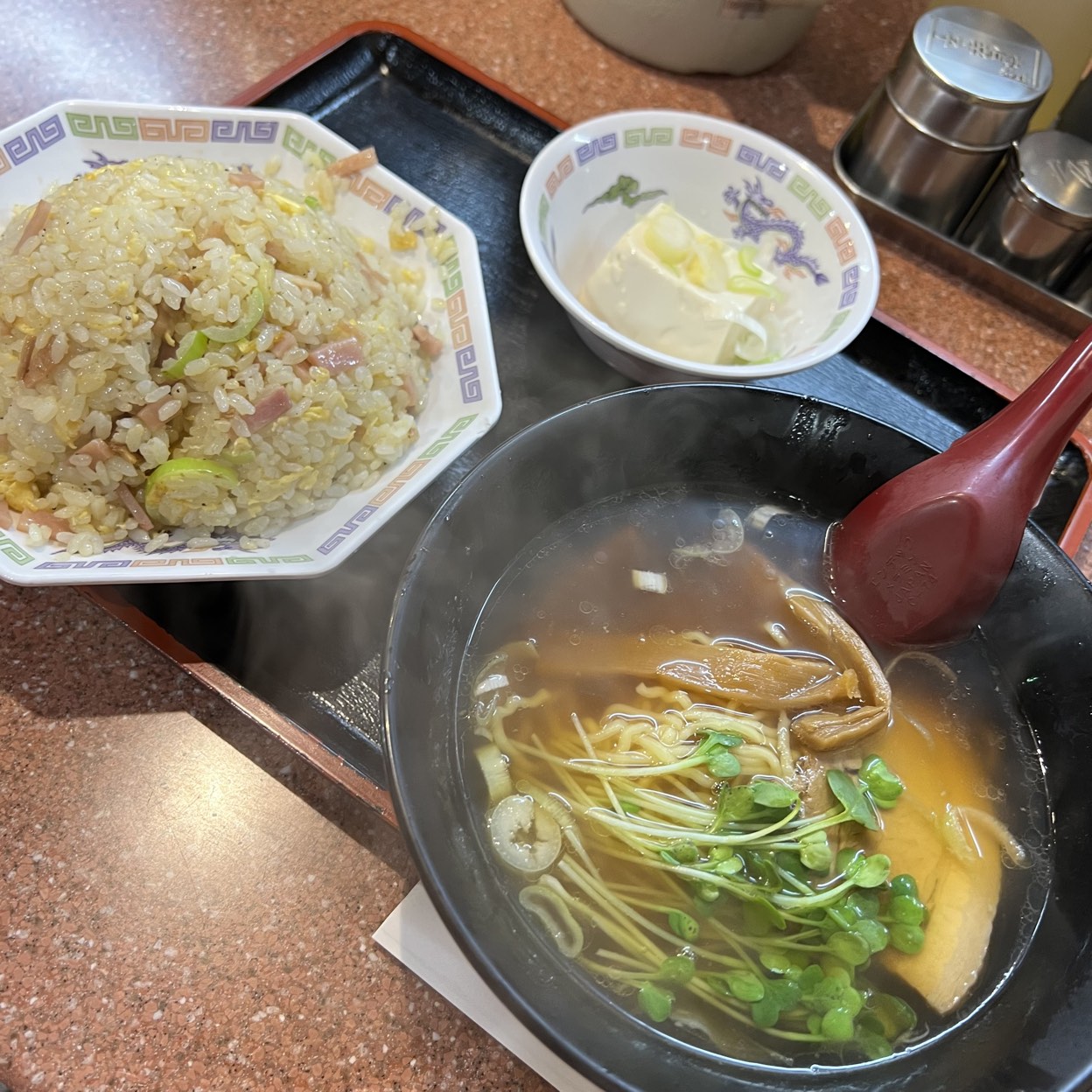 浦和 ラーメン 王