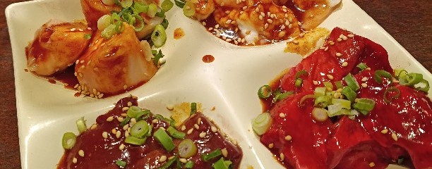 神戸牛炭火焼肉　牛一