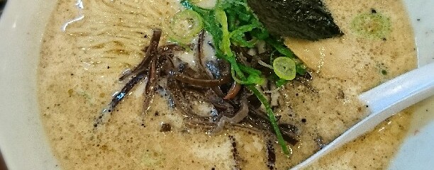 哲麺