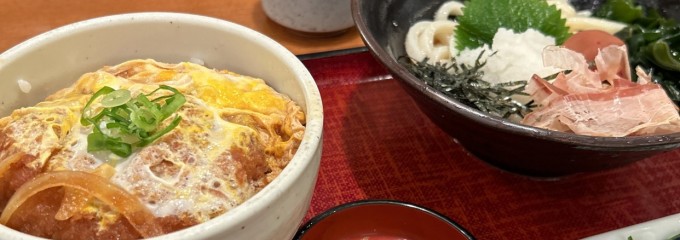 実演手打うどん  杵屋  郡山駅エキナカ店