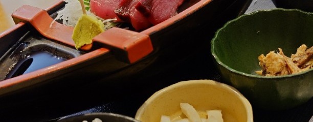 賀露港 市場食堂