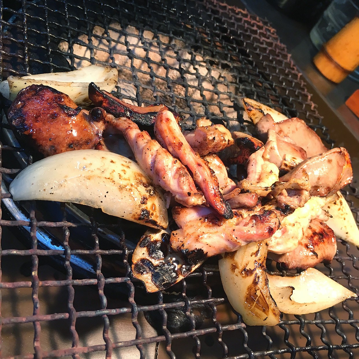 つぼ や ホルモン