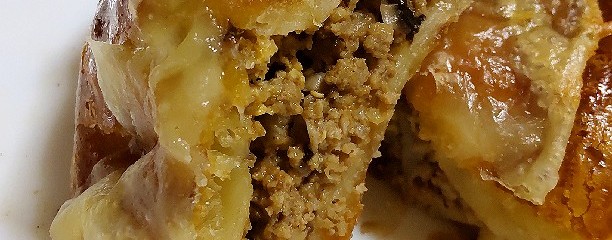 ベーカリーカフェ明治堂