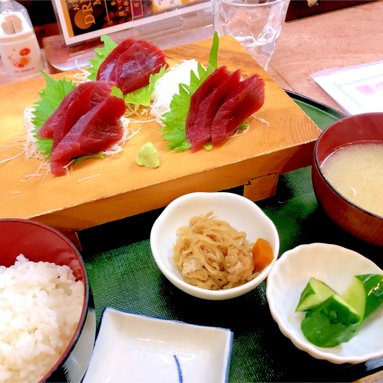 鮪 どん や