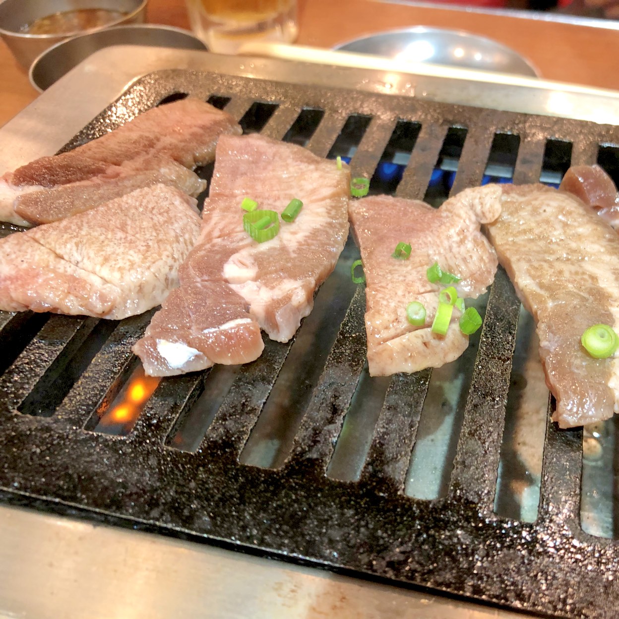 大阪 焼肉 ホルモン ふたご 田町 店