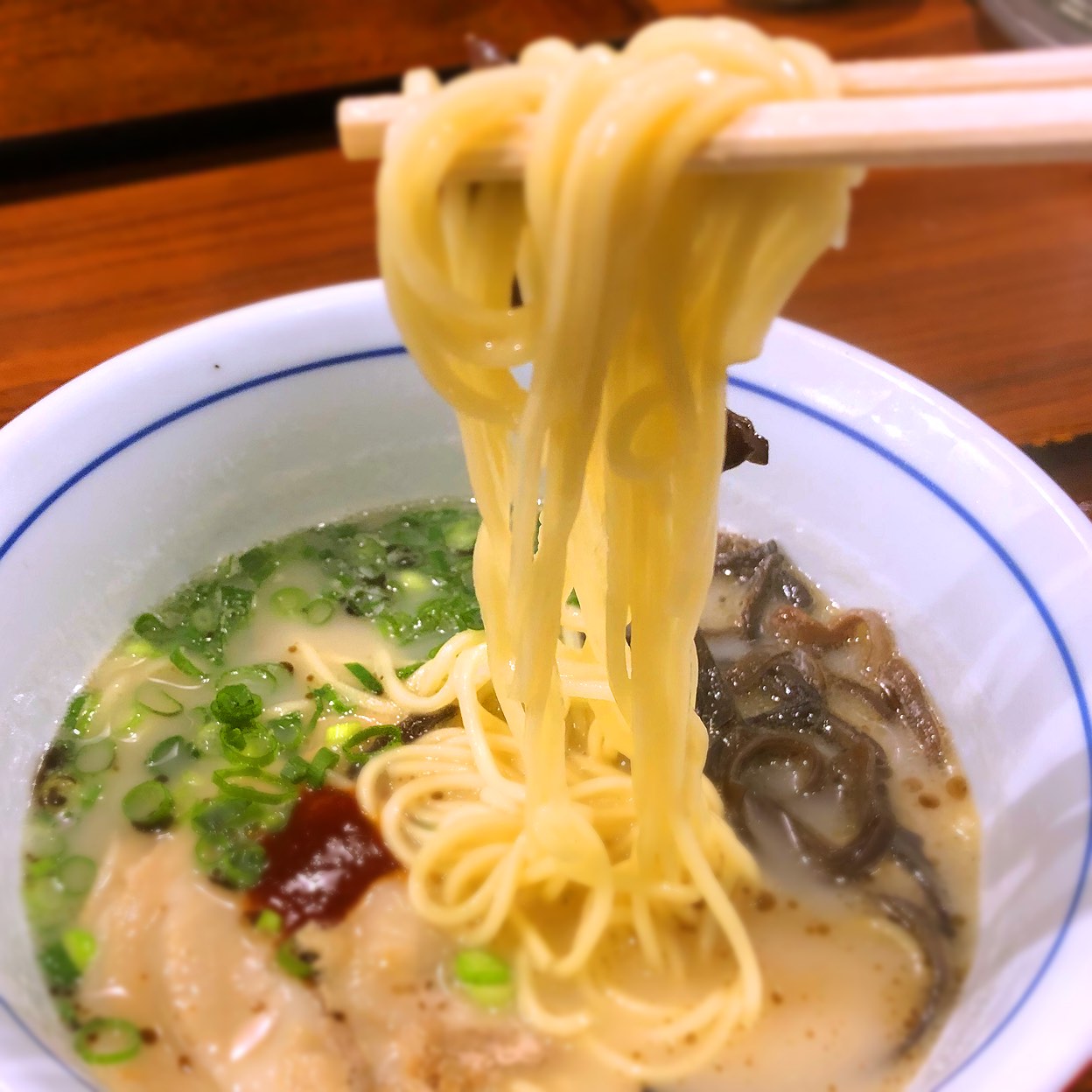 赤 から 栄 店