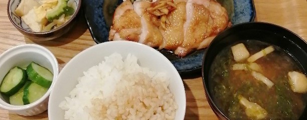 食堂KOYOMI