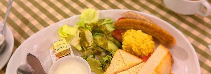 ベーカリーカフェペニーレイン