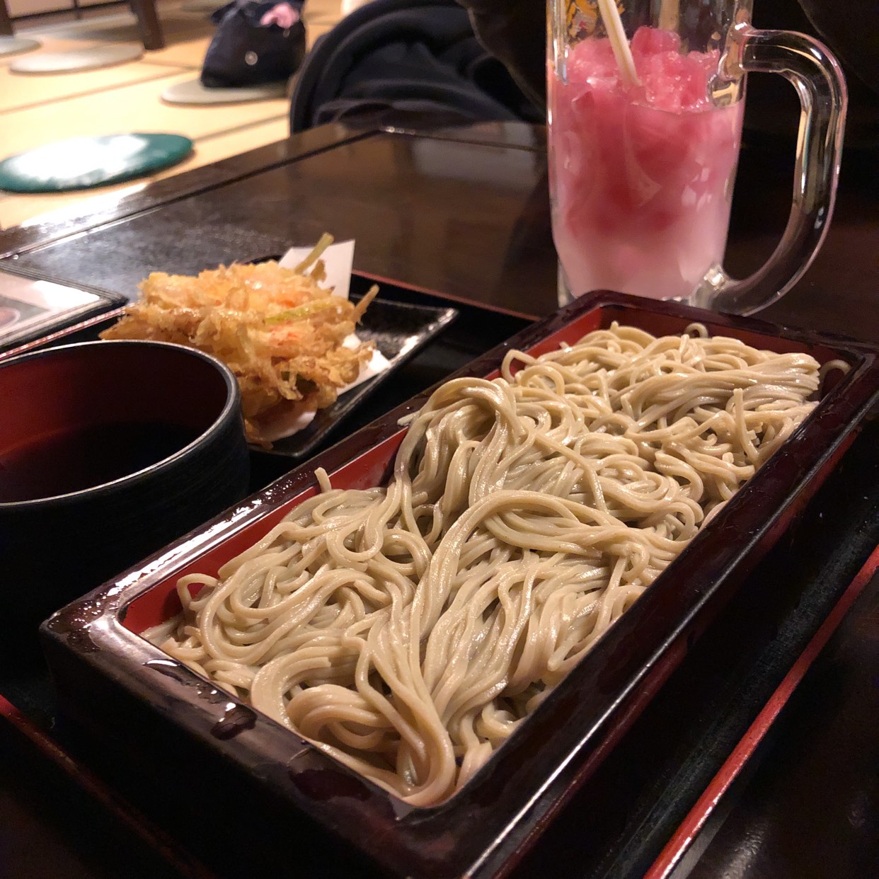 柿 天 舎
