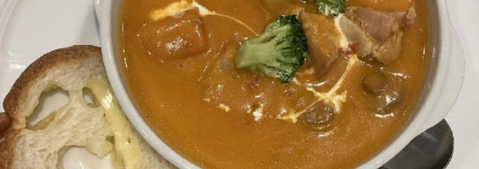 関口フランスパン パティスリーダノワーズ店