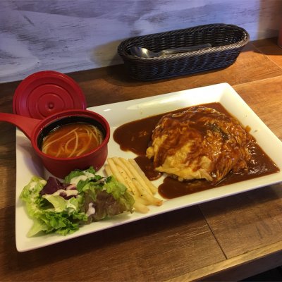 オムライスlabo 高田馬場駅 洋食