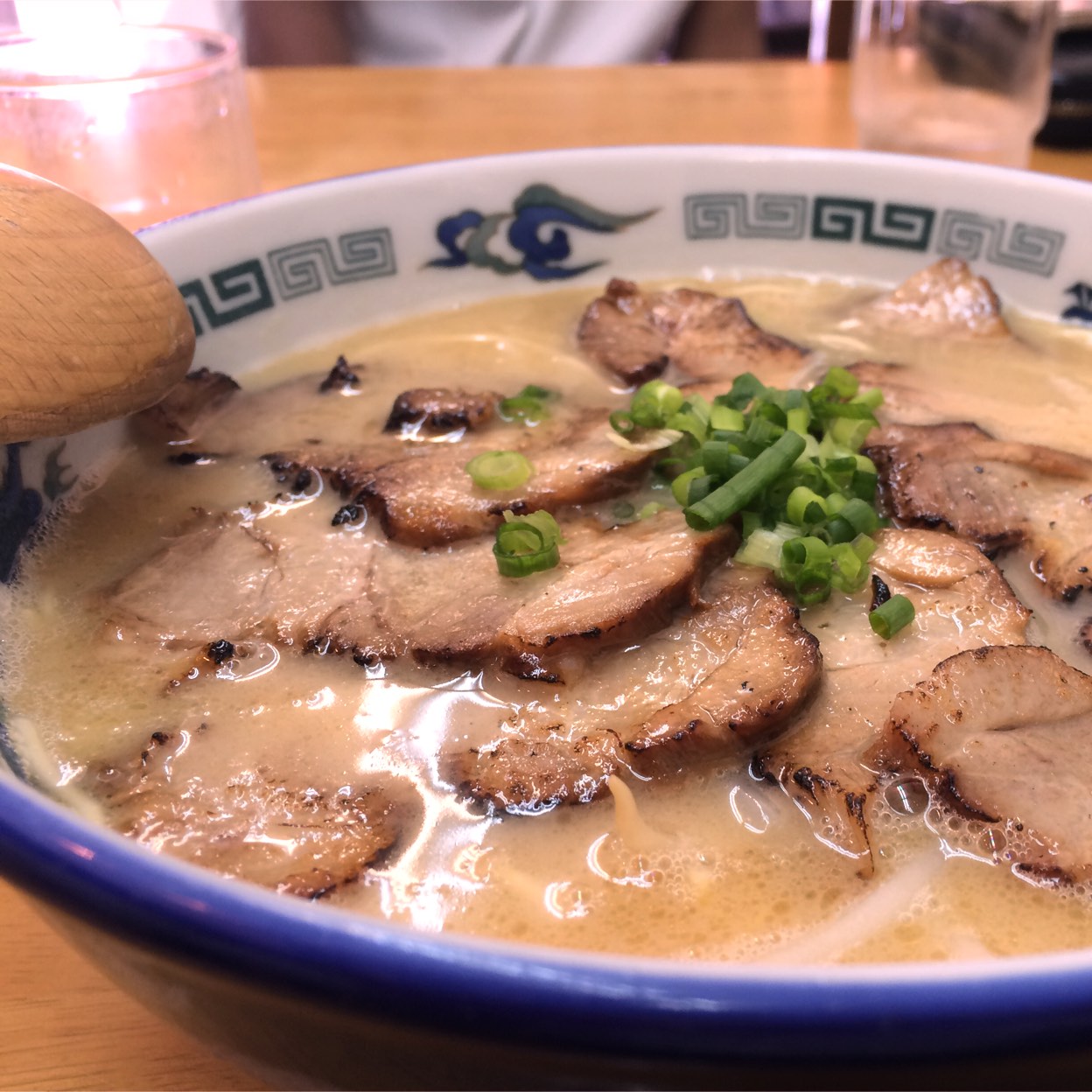 頑 徹 ラーメン
