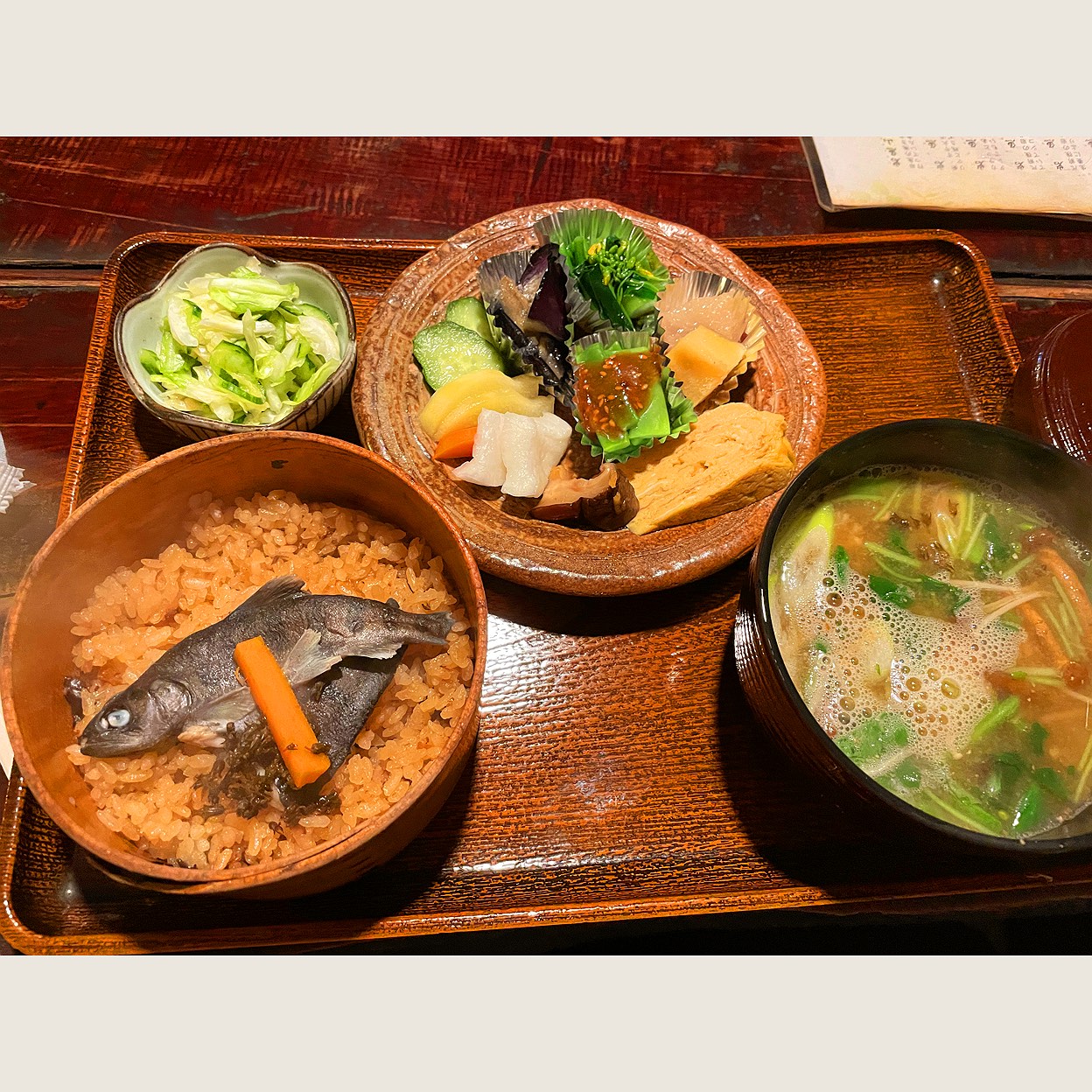 魚 籠屋