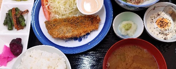 お食事処 来楽(らいらっく)