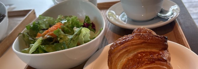 箱根ラリック美術館カフェ＆レストラン”LYS”