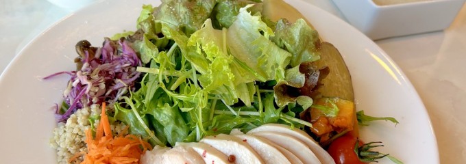 Ls plus / salada cafe & bar (エルズプラス) サラダ カフェ & バー