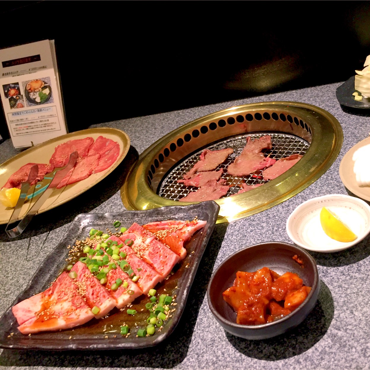 炭火 焼肉 さかた