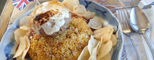 古美術カフェ 伝