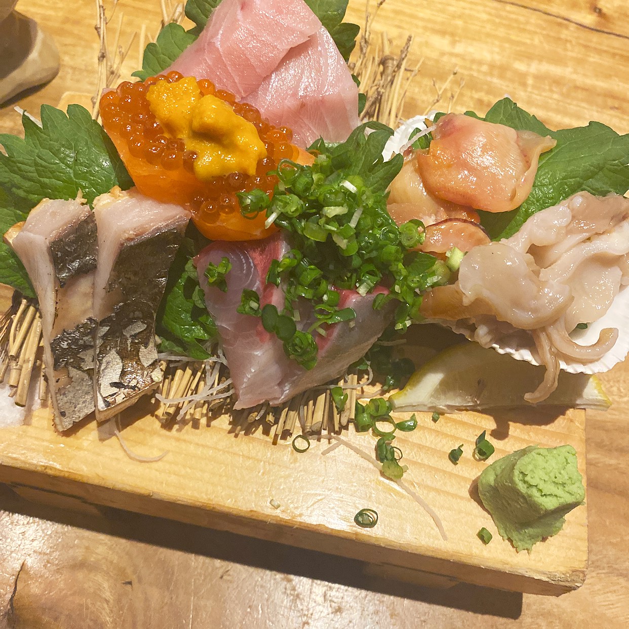 貝 と 魚 と 炉ばた の バンビ
