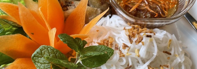 OHAYO VIỆT NAM RESTAURANT & KARAOKE ベトナム料理 京都店