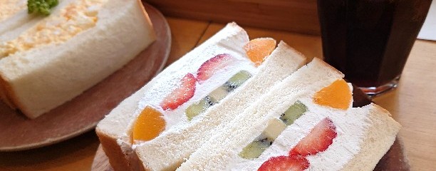 パン屋むつか堂カフェ アミュプラザ博多店