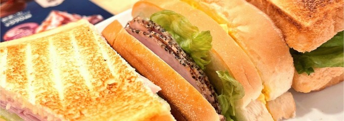 珈琲所 コメダ珈琲店 新宿三丁目店