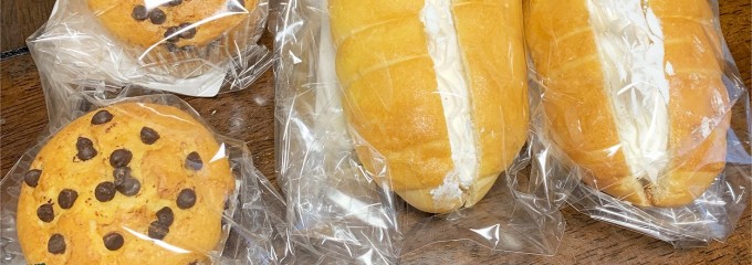 BreadFactryパン工場  イオン若松店