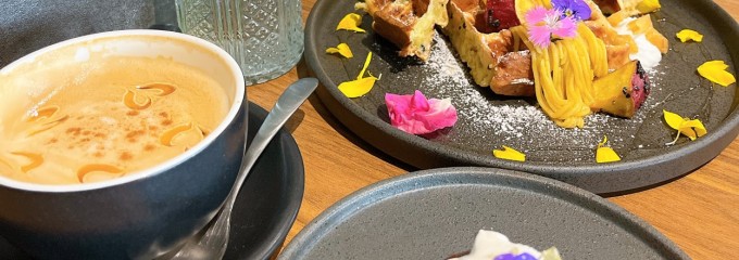 Botanical cafe mooi（カフェ モーイ）