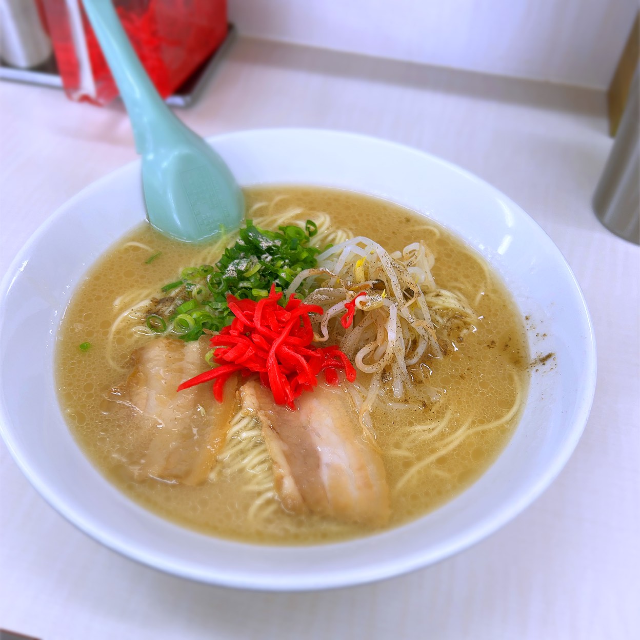 なべさんラーメン(別府市（別府駅・別府市中心地）/ラーメン 
