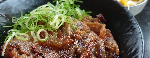 カルビ丼とスン豆腐専門店 韓丼 岡山高柳店