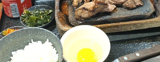 感動の肉と米 金山店