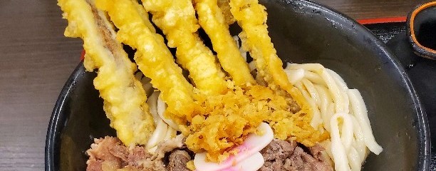 資さんうどん 貴船店