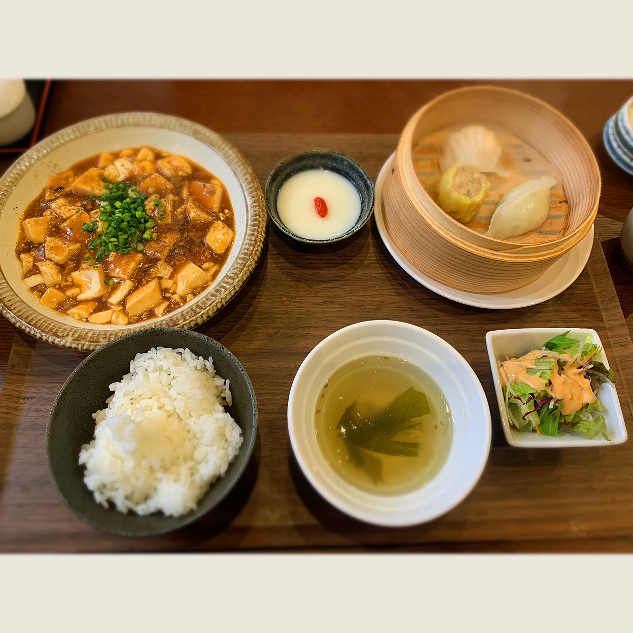 花藤　藤　紫花　/ 572 写真 : 紫藤花 （シトウカ） - 丸太町（京都市営）/中華料理