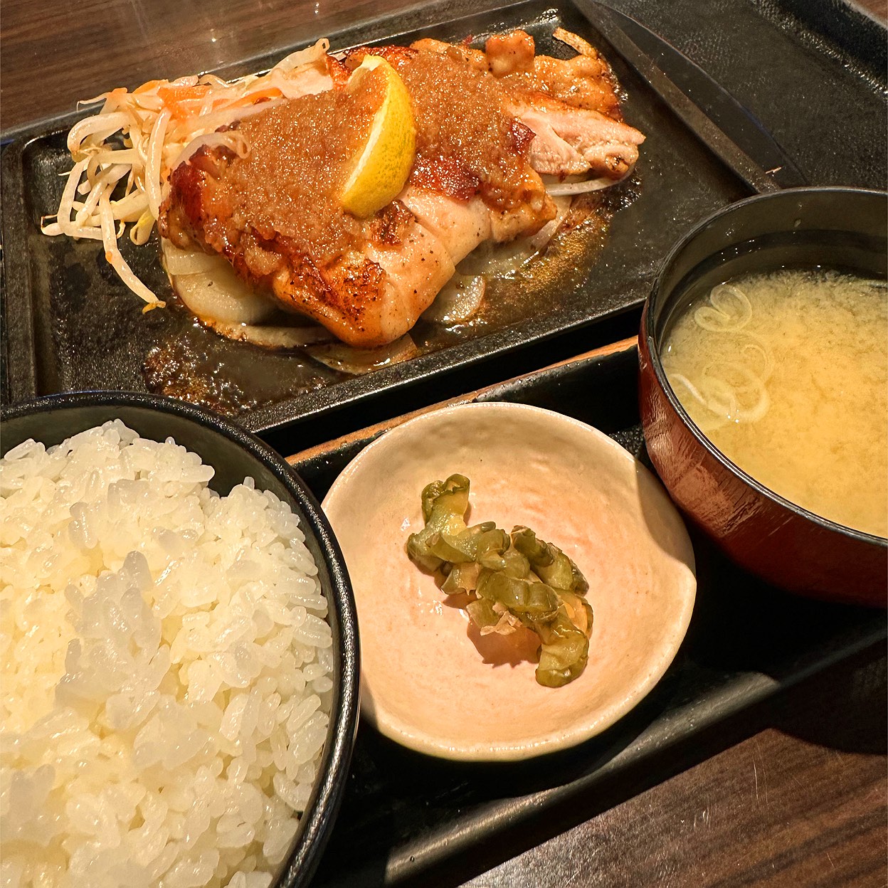 石 焼 ステーキ 贅 宮城 明石 台 店