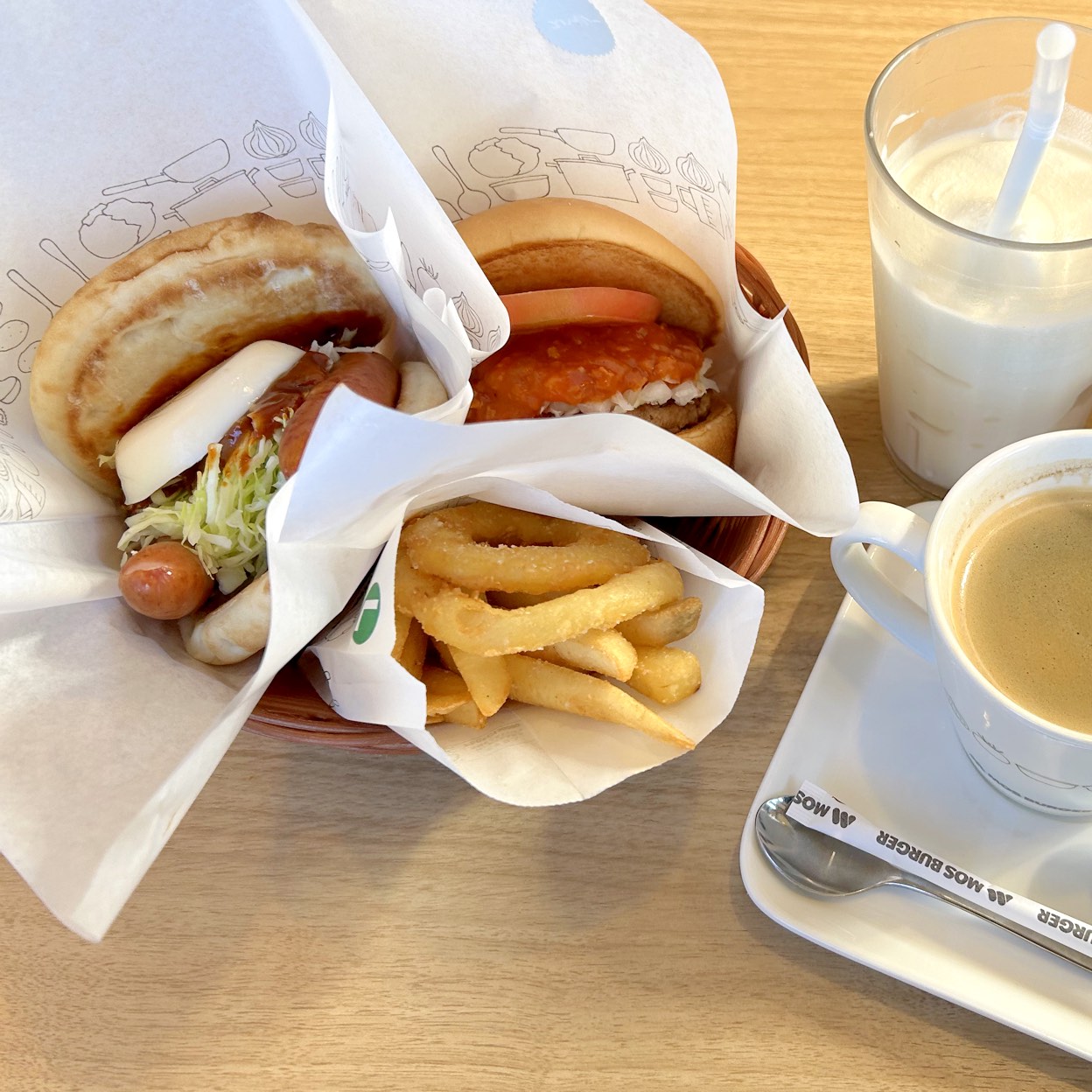 モスバーガー泉北2号豊田店の真実！混雑の噂と失敗しない攻略法
