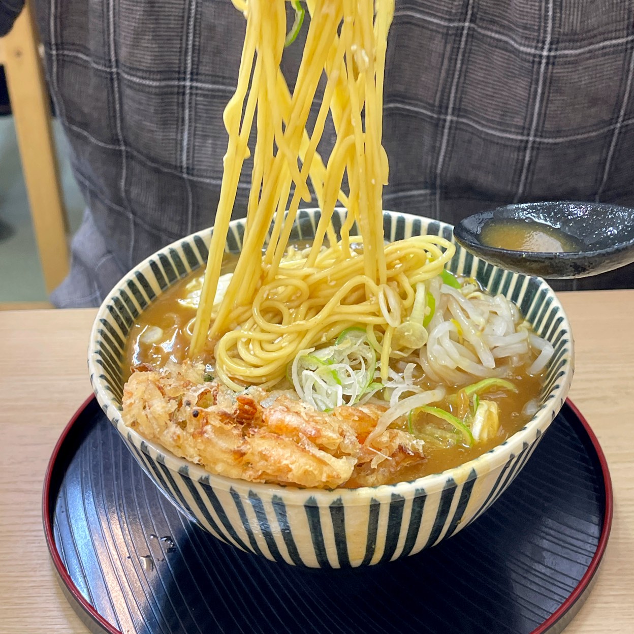 tokyo hot  e598 在庫限定特価！ 4本SET CX-5 ヤリスクロス 90系NOAH/VOXY 60系プリウス タイヤエイトオリジナルLa Forza  17x7.0J+48 5/114.3 SBK : タイヤエイトアウトレット館 - 通販 - Yahoo!ショッピング