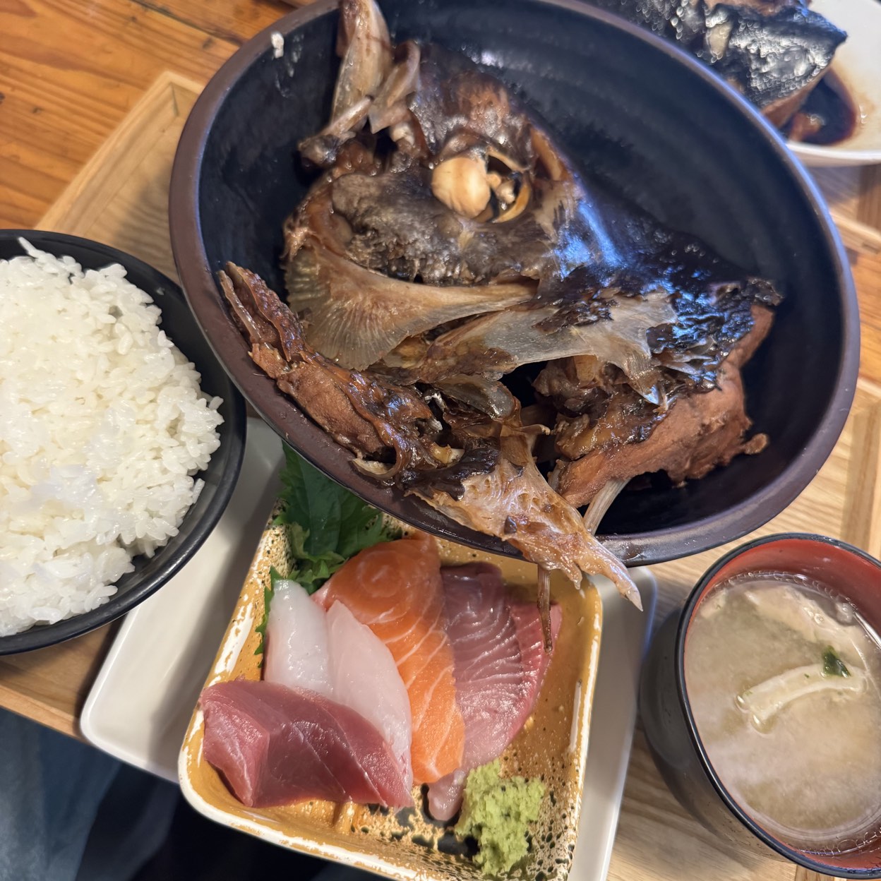 タカマル 鮮魚 店 4 号 店