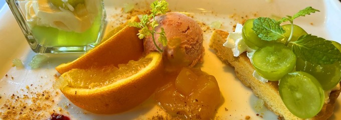 イタリアンと炭火焼の店 カウベル本店