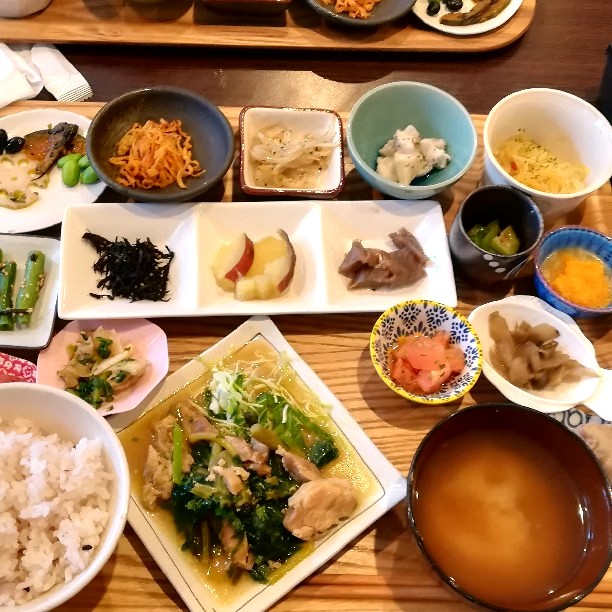 カフェ アオソラ (緑が丘駅/カフェ)