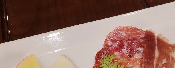 RESTAURANTE & BAR ESPANOL LA BODEGA PARRILLA