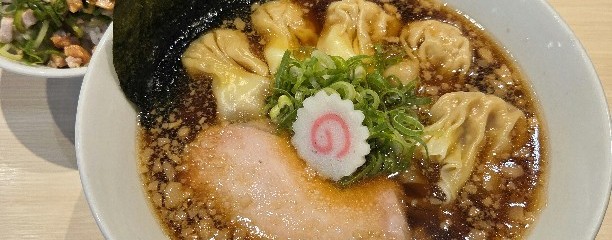 横浜中華そば 維新商店
