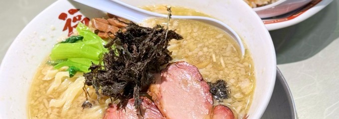 背脂中華そばと餃子 福鳳