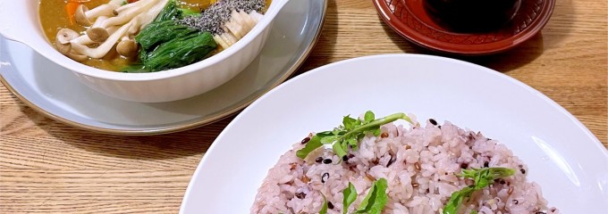 薬膳カレーじねんじょ 谷中本店