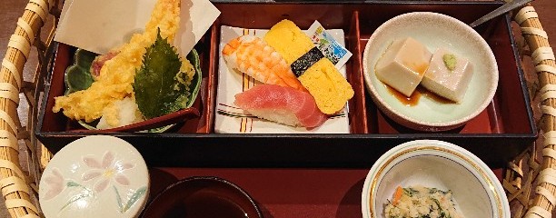 かご花 緑井店