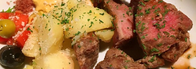 Bistro 波ノ上食堂