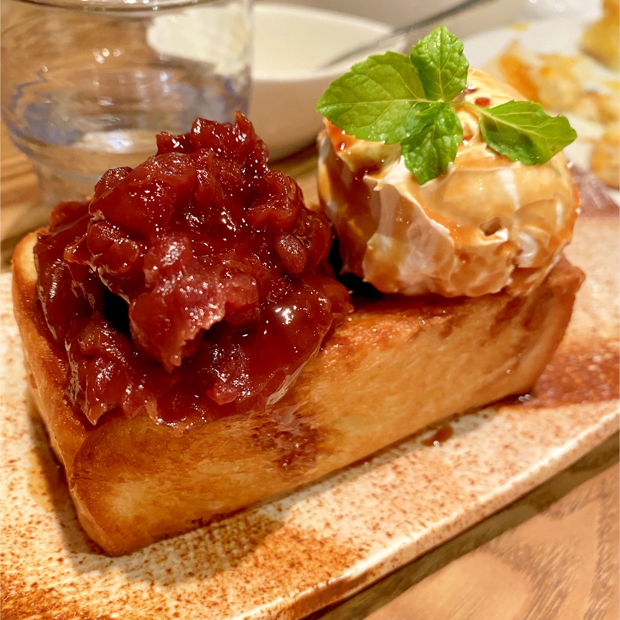 ダイニング & カフェ 橙