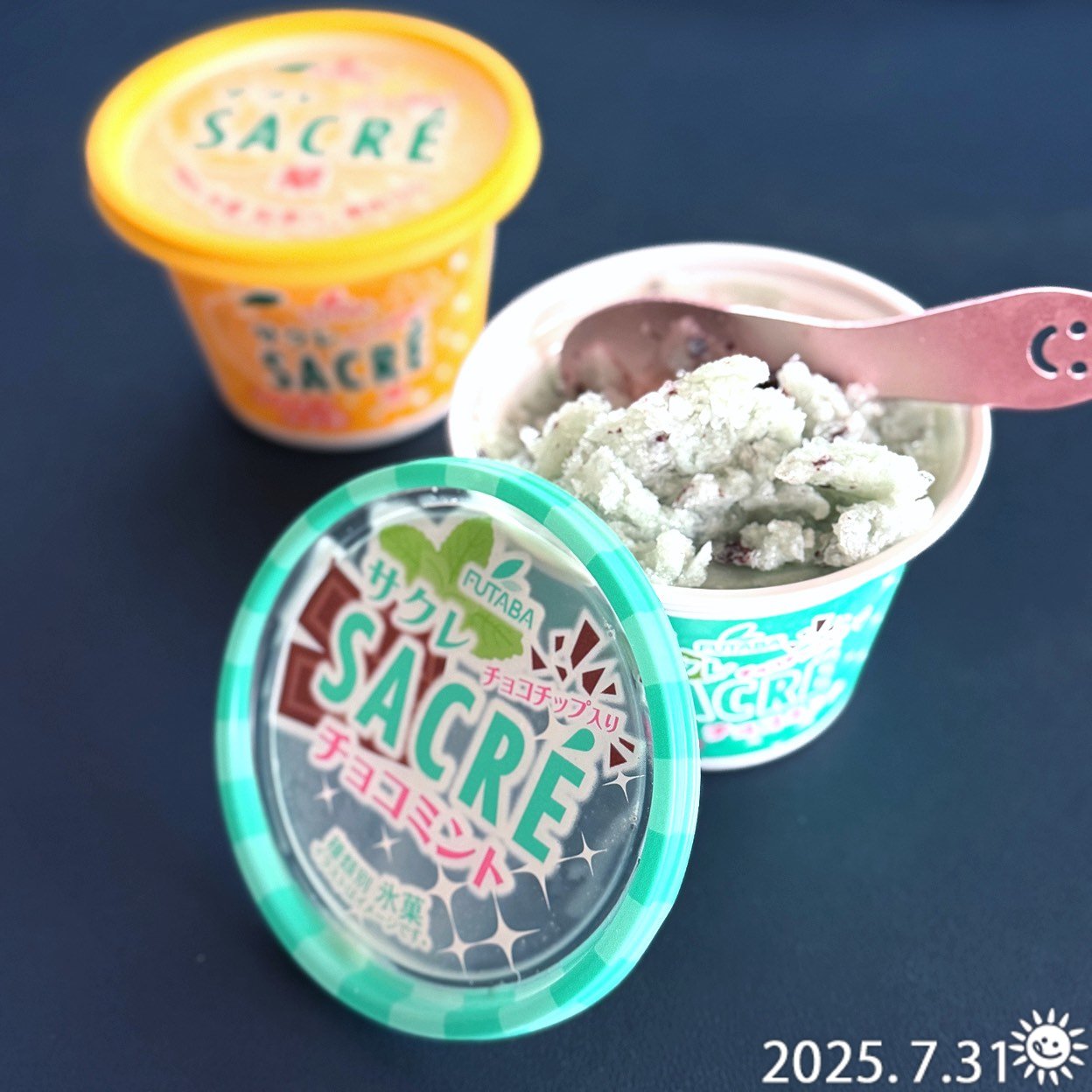 FUTABA
☆サクレ チョコミント
☆サクレ 梨
　
どちらもファミマ限定販売です♪

チョコミントは、サクレ初だったような… 
清涼感が強く、
本格的なミントかき氷の
味わいになってます！