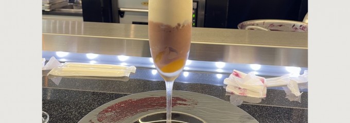 トシ・ヨロイヅカ 東京